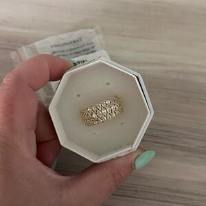 Bomb Party April Ring